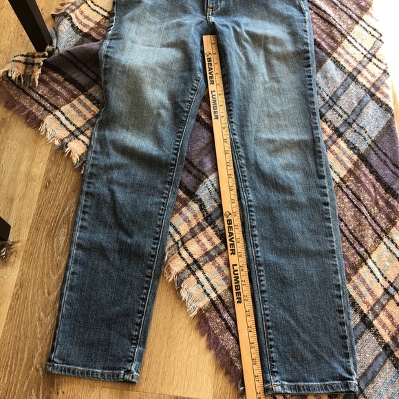 Eddie Bauer Boyfriend Jeans EUC - Picture 15 of 15